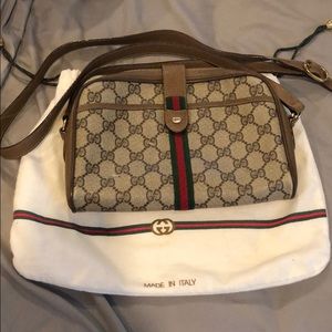Vintage Gucci Petite Camera Case Bag